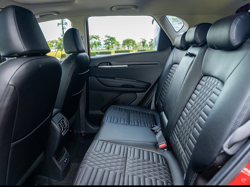 New KIA Sonet 1.5L AT