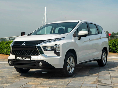 Mitsubishi Xpander AT
