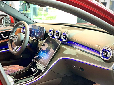 Mercedes-Benz C300 AMG (V2) 2025