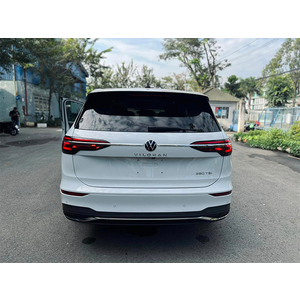 Volkswagen Viloran Premium
