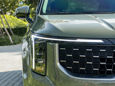 New KIA Carnival 2.2D Premium 8S