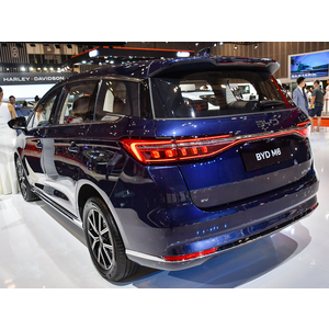 BYD M6 2026