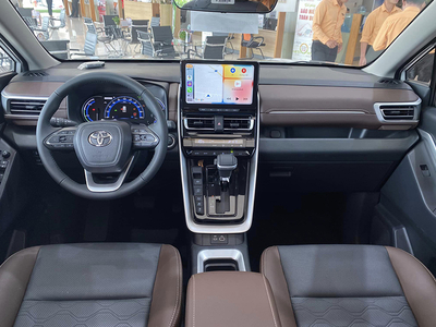 Toyota Innova Cross HEV 2024