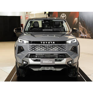 Toyota Hilux 2.8L 4x2 MT 2026