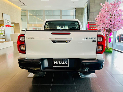 Toyota Hilux 2.4 4x2 AT 2024
