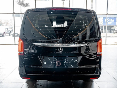 Mercedes-Benz V250 Luxury