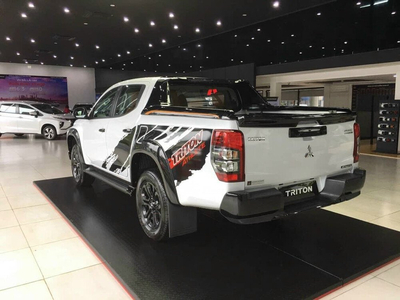 Mitsubishi Triton Athlete 4x2 AT