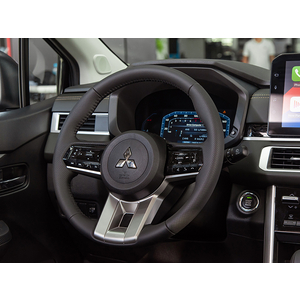 New Mitsubishi Xpander AT