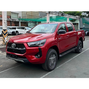 Toyota Hilux 2.4L 4x4 MT