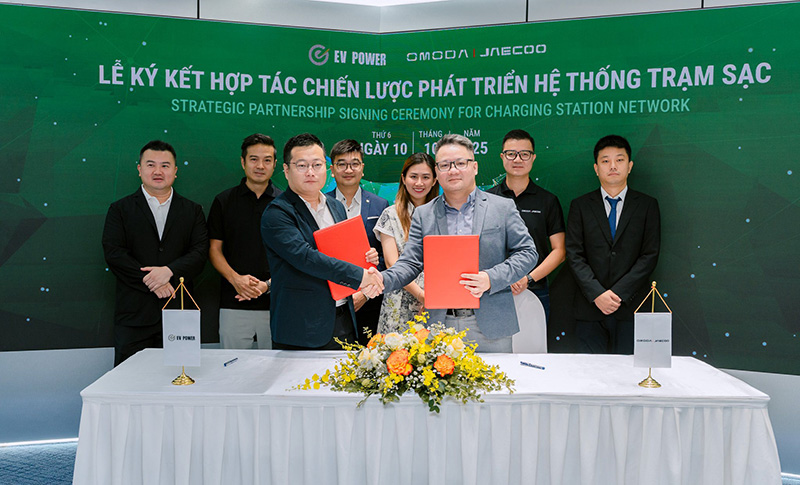 OMODA & JAECOO VIỆT NAM HỢP TÁC CHIẾN LƯỢC VỚI EV POWER – KIẾN TẠO TƯƠNG LAI DI CHUYỂN XANH