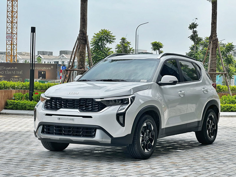 New KIA Sonet 1.5L AT