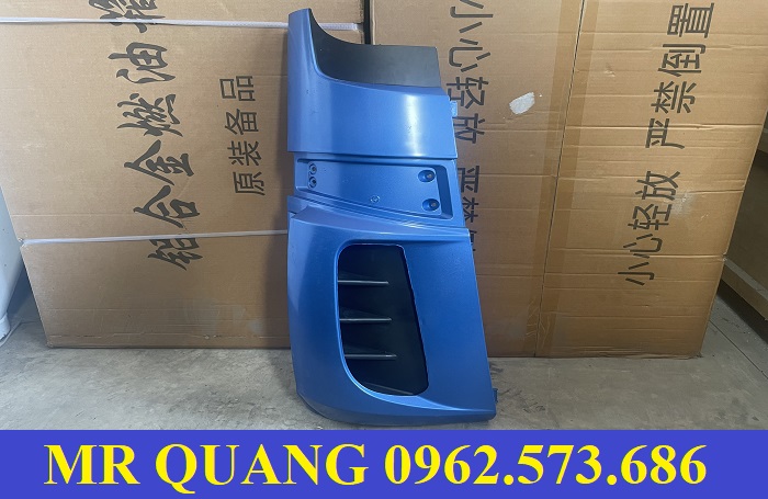 Ốp gió xe Thaco Auman C3400