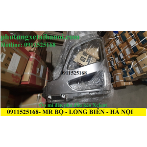 ỐP MÍ ĐÈN HUYNDAI XCIENT
