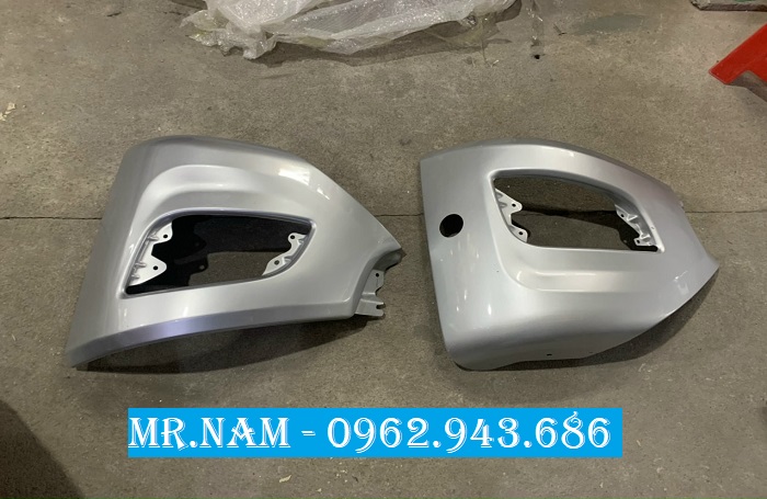 ỐP MÍ ĐÈN XƯƠNG MÙ ( ĐÈN GẦM) CHENGLONG H7 TẢI THÙNG VÀ ĐẦU KÉO SẴN TẠI HÀ NỘI VÀ SÀI GÒN.