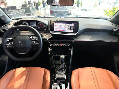 New Peugeot 2008 ICONIC