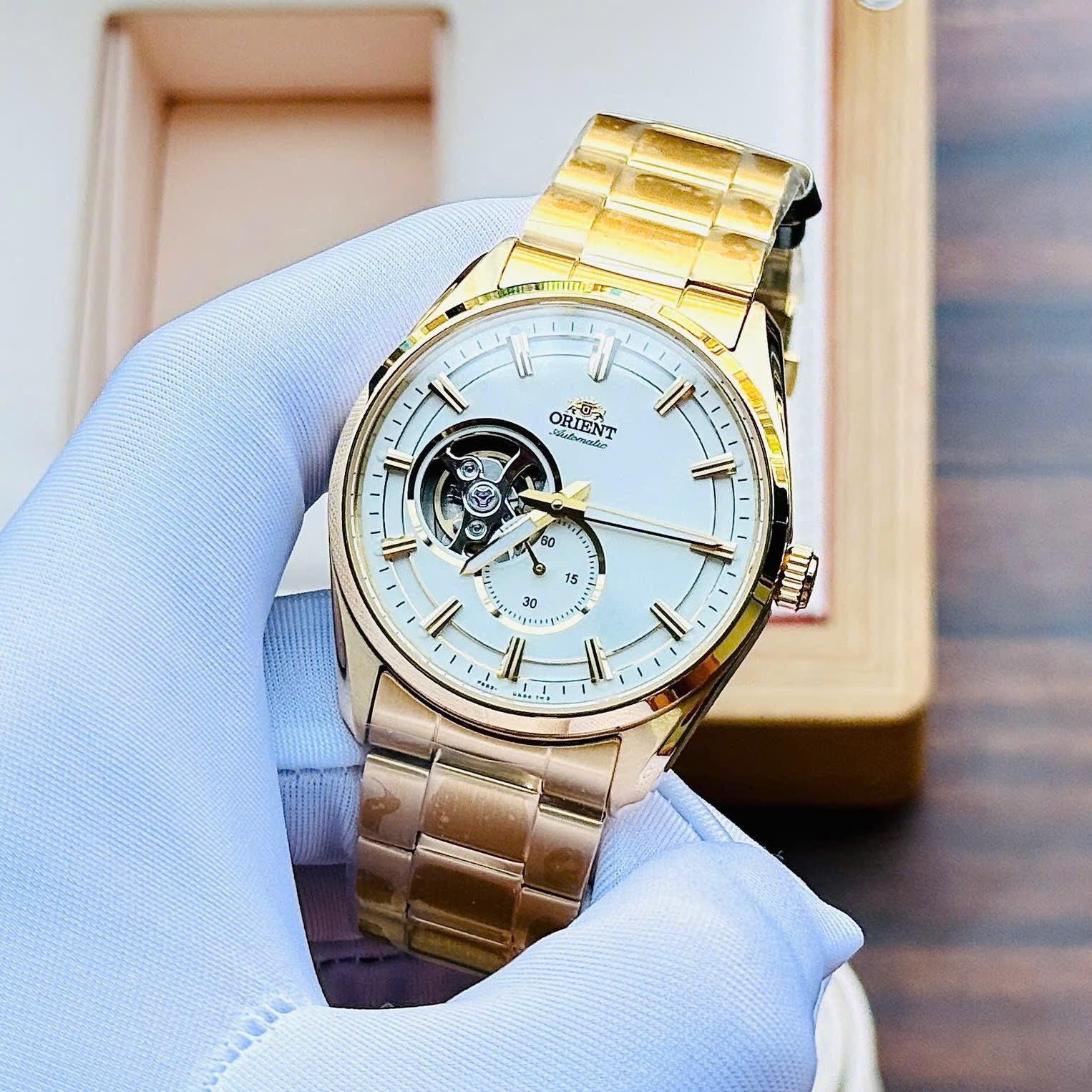 Orient Automatic Small Second RA-AR0010R10B - tông màu độc hiếm đầy ma mị !