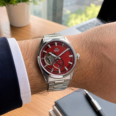 Orient Automatic Small Second RA-AR0010R10B - tông màu độc hiếm đầy ma mị !