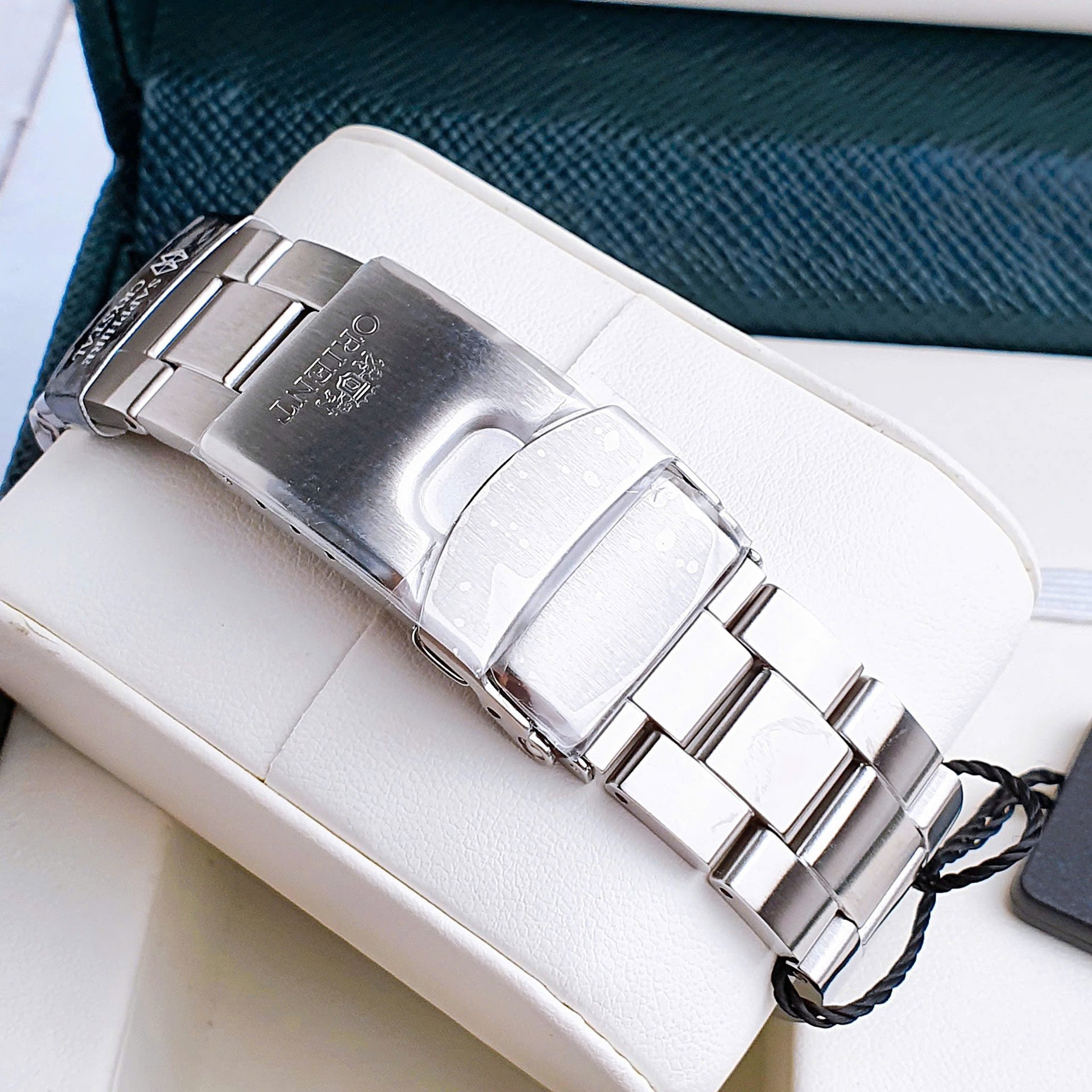 Orient Mako III Blue RA-AA0002L19B - Sắc xanh đại dương trên cổ tay
