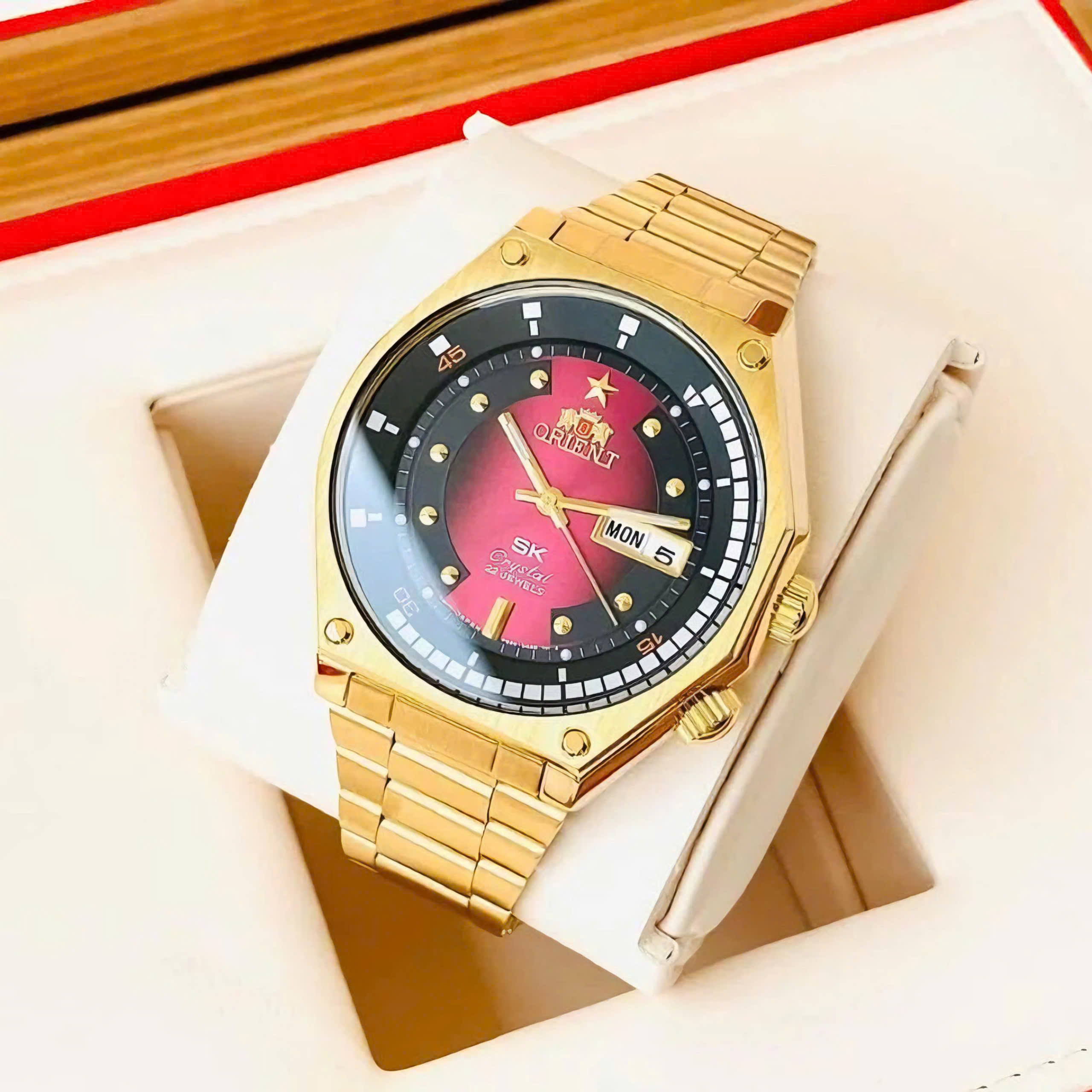 Orient SK Mặt Lửa RA-AA0B02R19B – Biểu Tượng Huyền Thoại Trở Lại