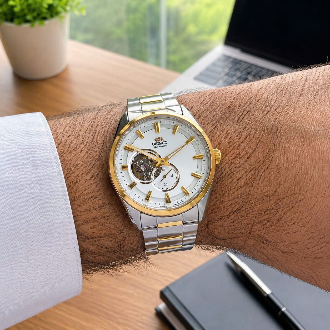 Orient Automatic Small Second RA-AR0010R10B - tông màu độc hiếm đầy ma mị !