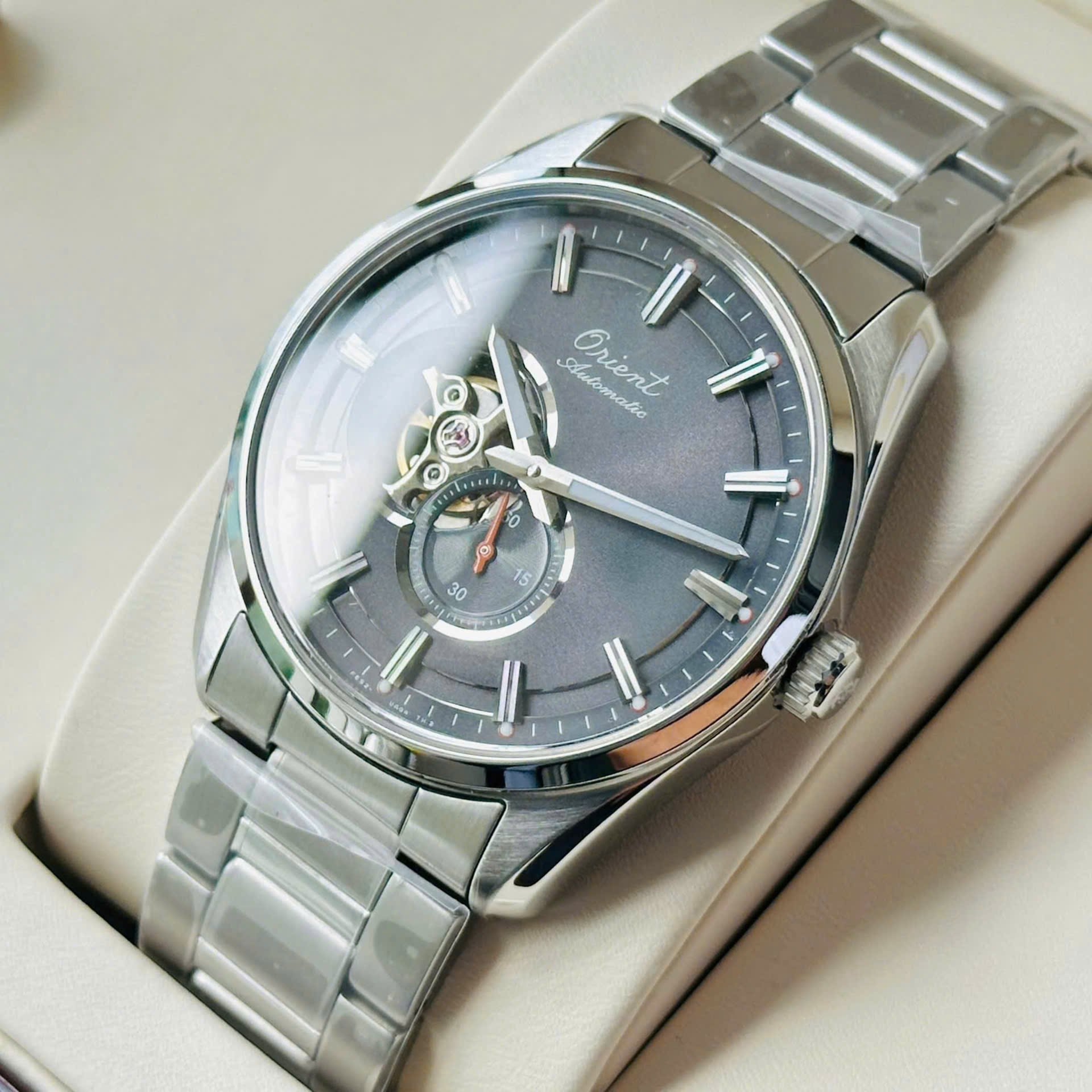 Orient Small Second Semi-Skeleton 75th Anniversary Limited Edition RA-AR0012N30B - Phiên Bản Giới Hạn chỉ 2800 Chiếc toàn Thế giới