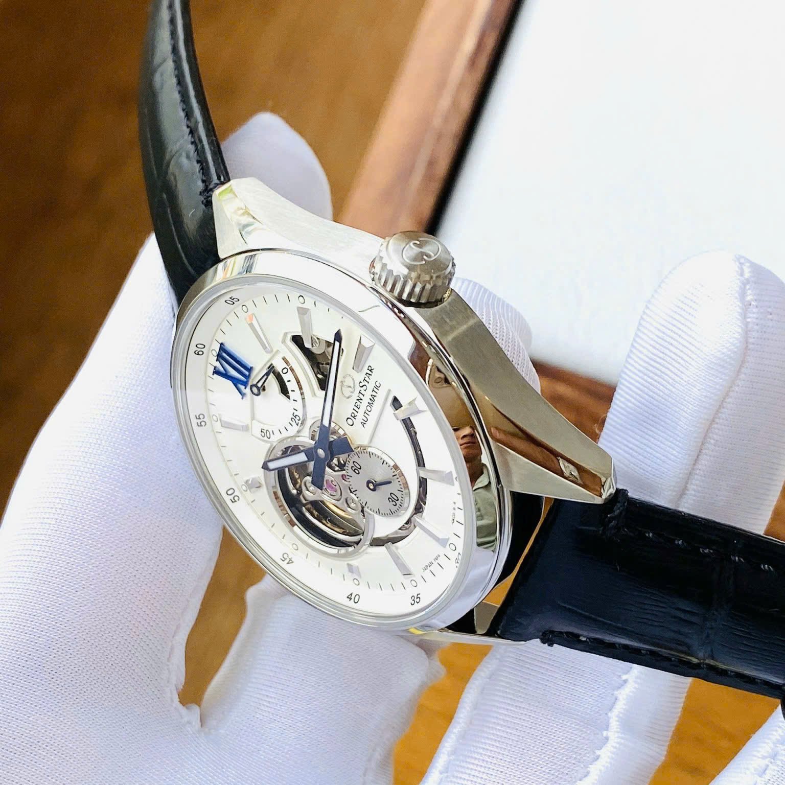 Orient Star Joker Hề Xanh RE-AV0005L00B - một kiệt tác nghệ thuật đương đại