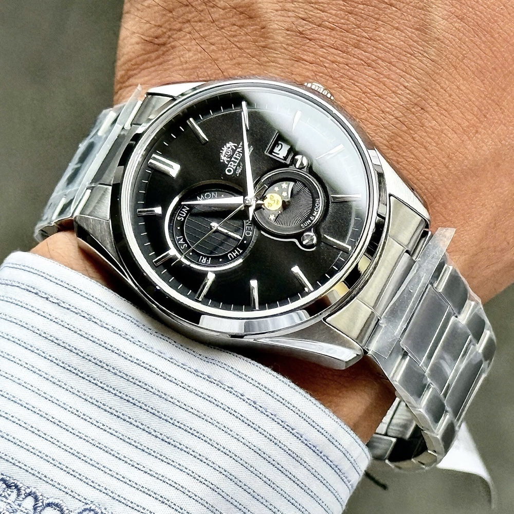 Orient Sun and Moon Gen 5 RA-AK0307B30B - phong cách đầy cuốn hút dành cho quý ông hiện đại