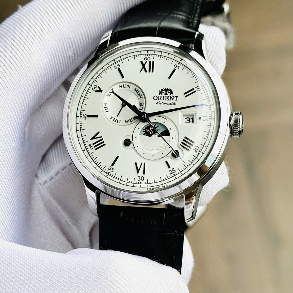Orient Sun & Moon Gen 7 RA-AK0802S10B - bản giao hưởng thanh lịch