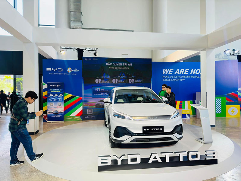 Xe ô tô điện BYD Atto 3 tại Showroom BYD Thủ Đức