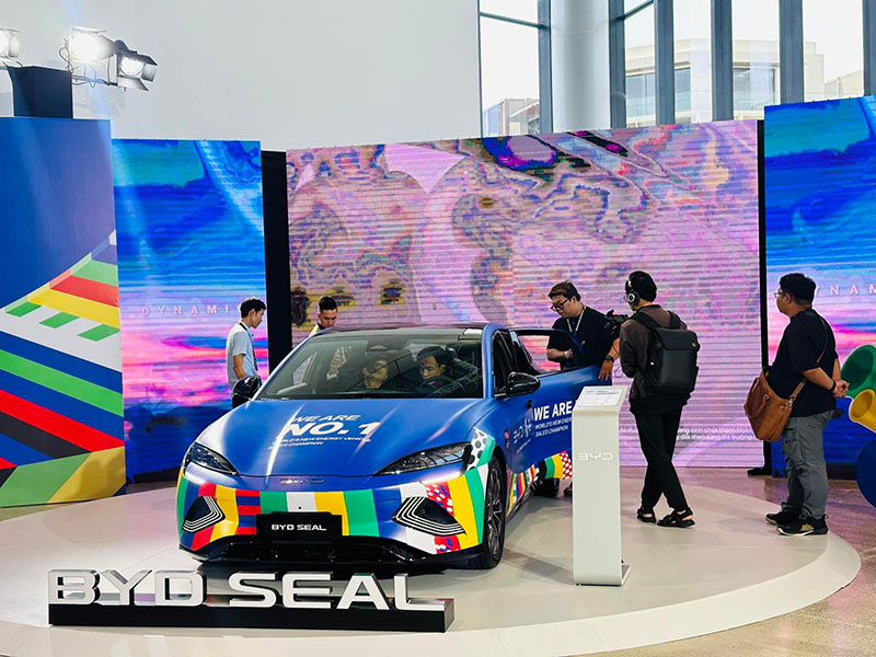 Xe ô tô điện BYD Seal tại BYD Thủ Đức