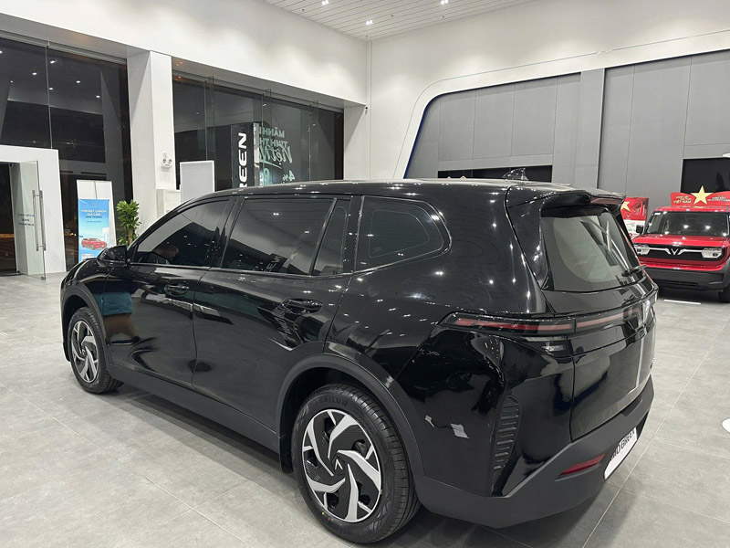 VinFast MPV 7 (Xe Gia Đình)