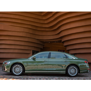 Audi A8L
