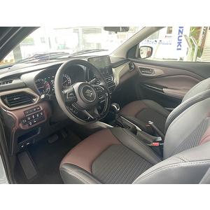 Suzuki Fronx GLX