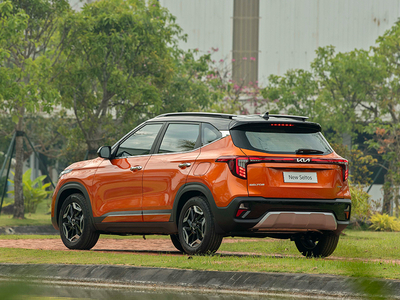 New KIA Seltos 1.5L Deluxe