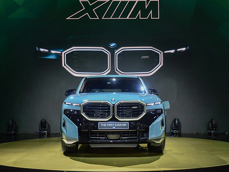 BMW XM 2024