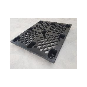 Pallet nhựa chân cốc màu đen