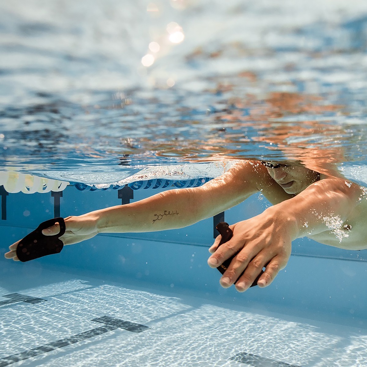 BÀN QUẠT BƠI FINIS INSTINCT SCULLING