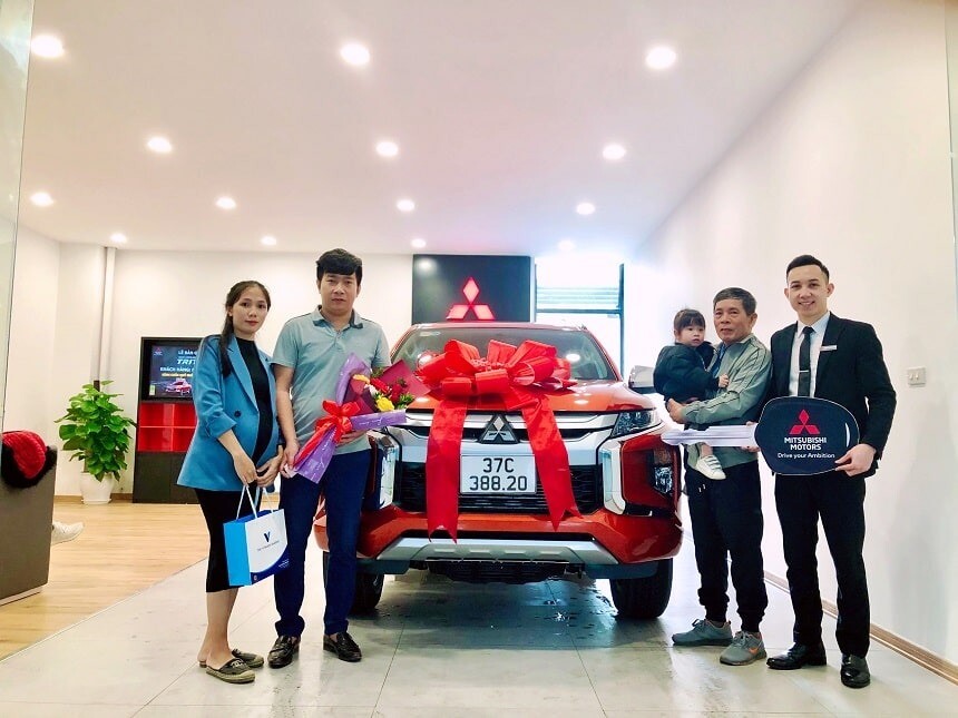 Phòng bàn giao xe cho khách hàng tại Mitsubishi Vinh Nghệ An
