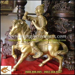 Phong hầu tượng cao 30cm bằng đồng mặc áo giáp cầm ấn