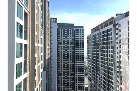 Phục hồi bề mặt kính xước các loại 3 Tháp Dự án Feliz en Vista Capitaland, Quận 2