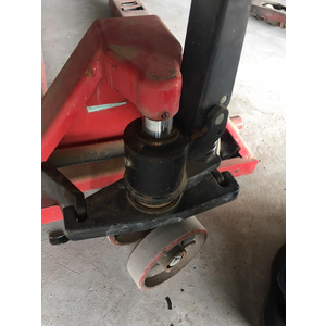 Phục hồi bơm thủy lực xe nâng tay 5 tấn - sửa xe nâng tay