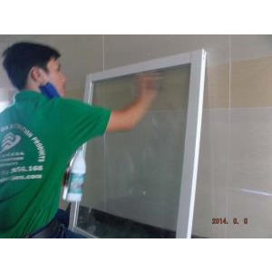 Phục hồi tẩy ố kính Khu tái Đinh Cư Bình Khánh 1080 căn hôi