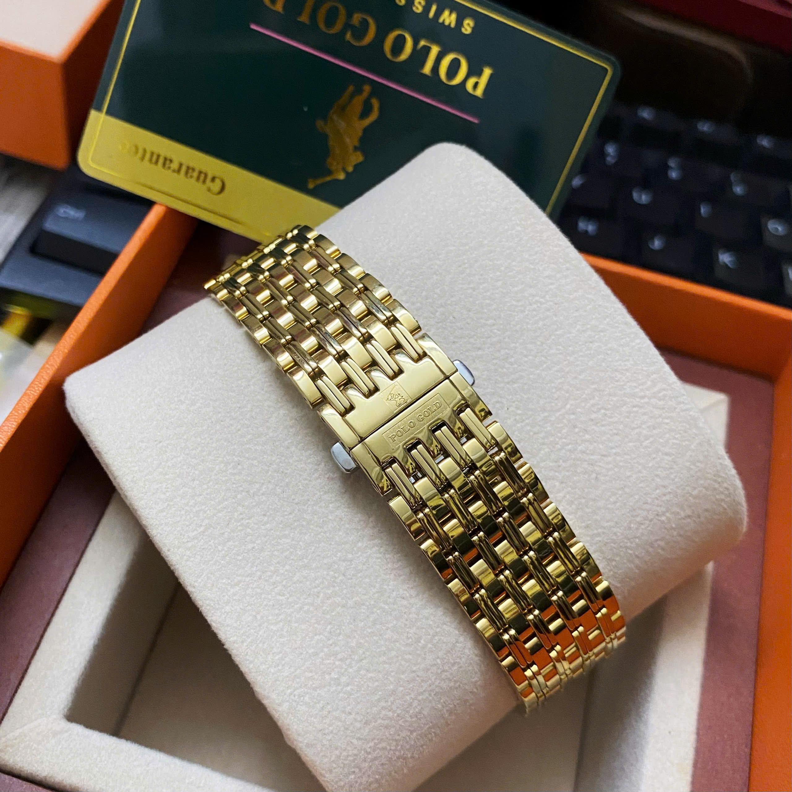 ĐỒNG HỒ NAM POLO GOLD MẶT VUÔNG POG3005M