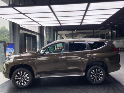 New Mitsubishi Pajero Sport Dầu 4x4 AT