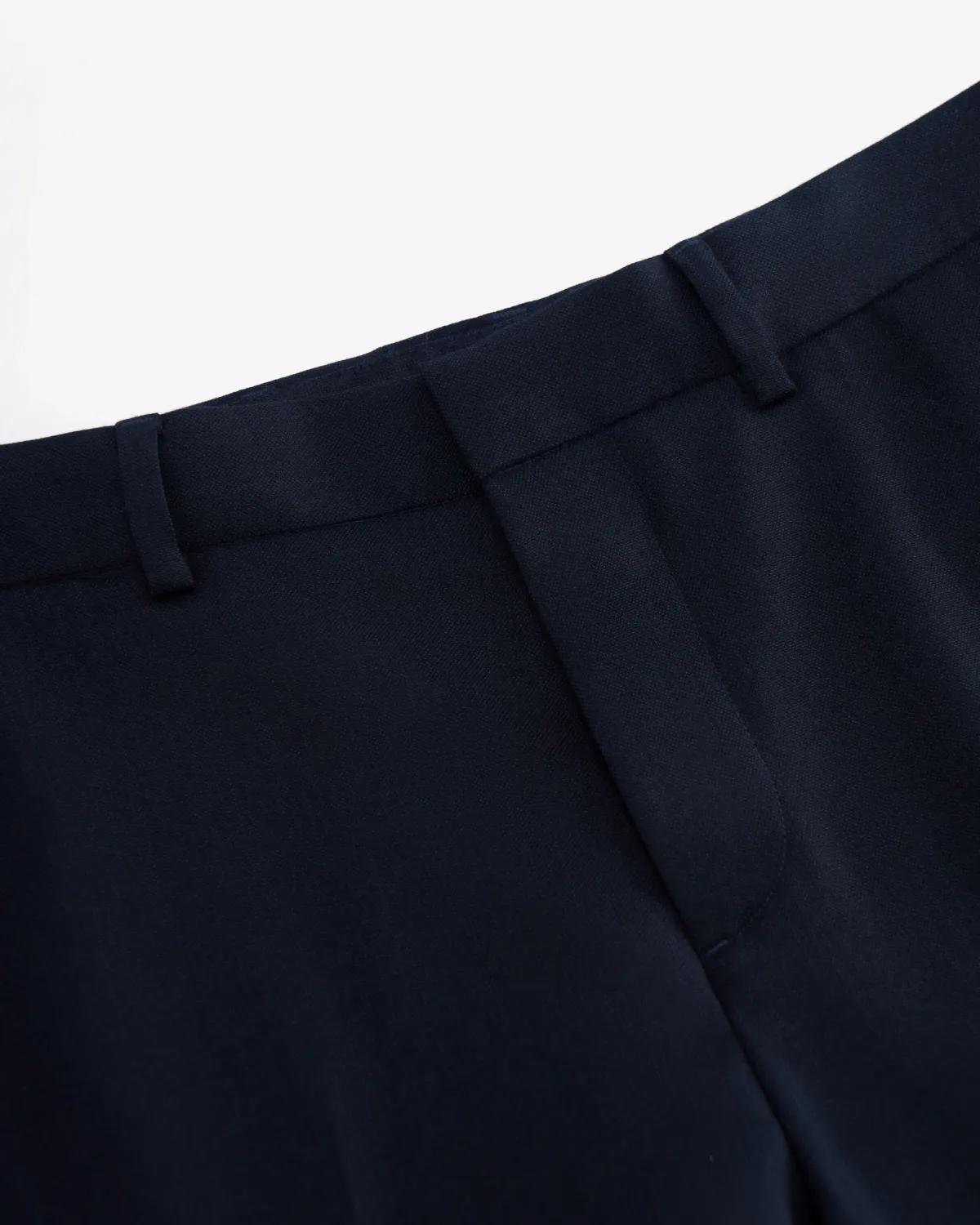 Quần dài vải phối chỉ