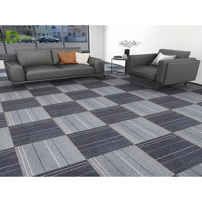QUY TRÌNH THI CÔNG THẢM TẤM 50X50: KỸ THUẬT QUẾT KEO SỮA VÀ CĂN MỰC CHỐNG LỆCH MỐI GHÉP