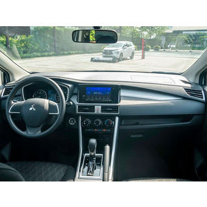 Mitsubishi Xpander AT