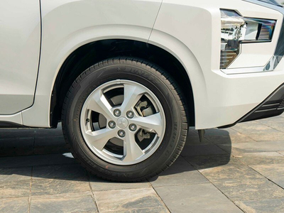 Mitsubishi Xpander AT