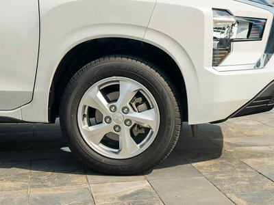 Mitsubishi Xpander AT