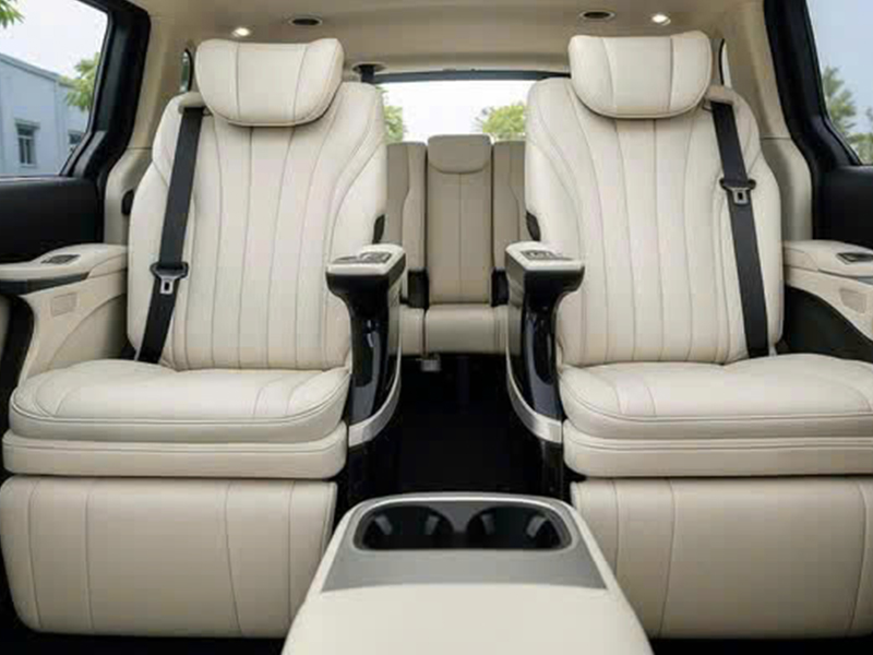 New KIA Carnival 1.6 Turbo Hybrid Signature 7S (Hàng ghế 2 VIP)